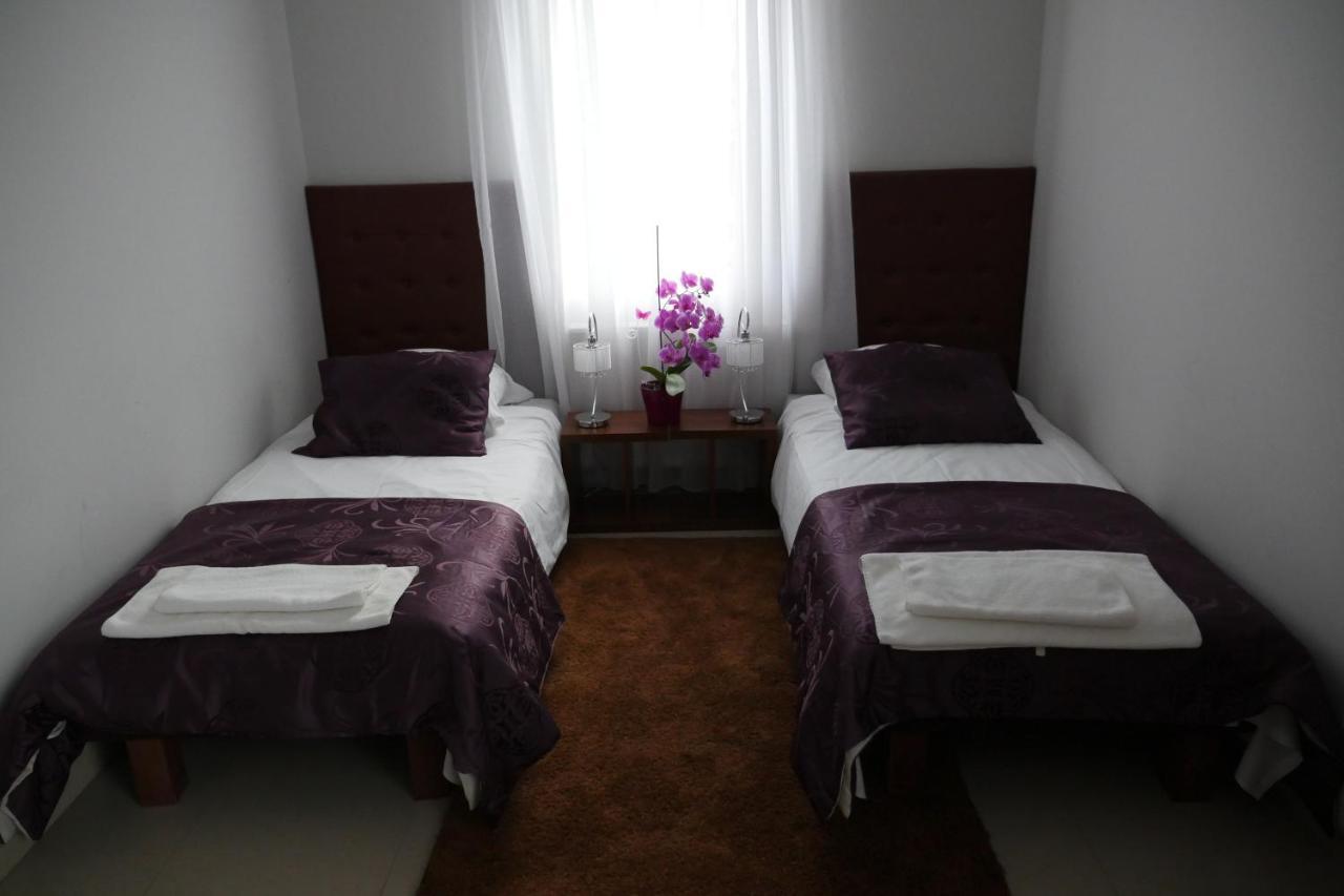 Belweder Aparthotel Porosły Δωμάτιο φωτογραφία