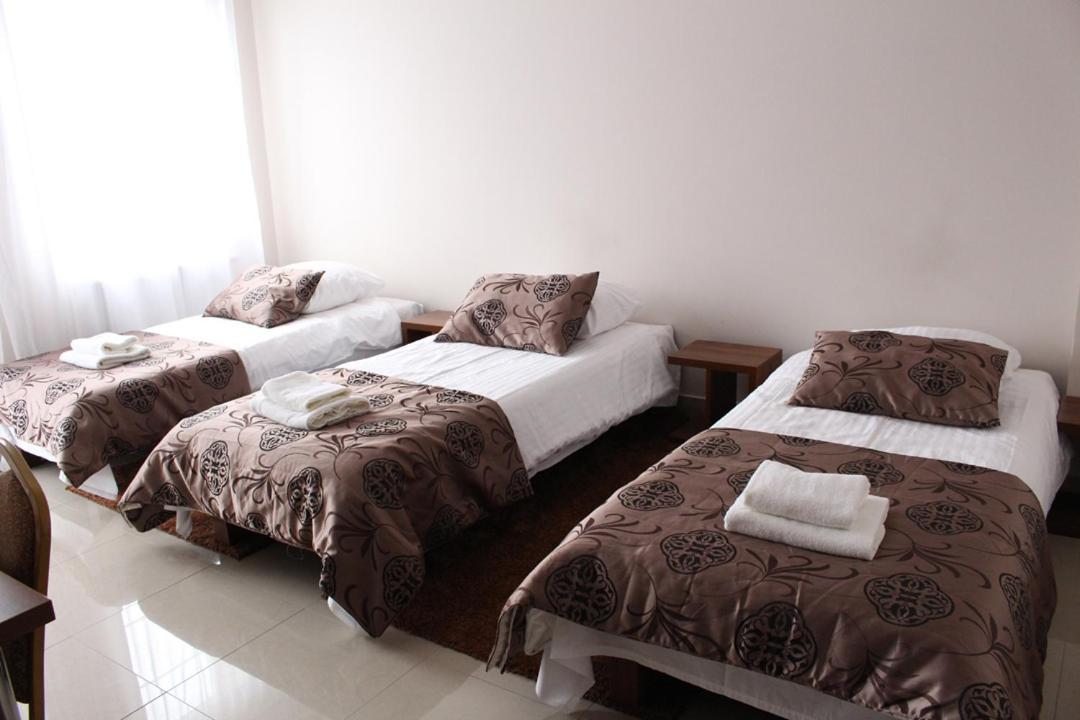 Belweder Aparthotel Porosły Εξωτερικό φωτογραφία