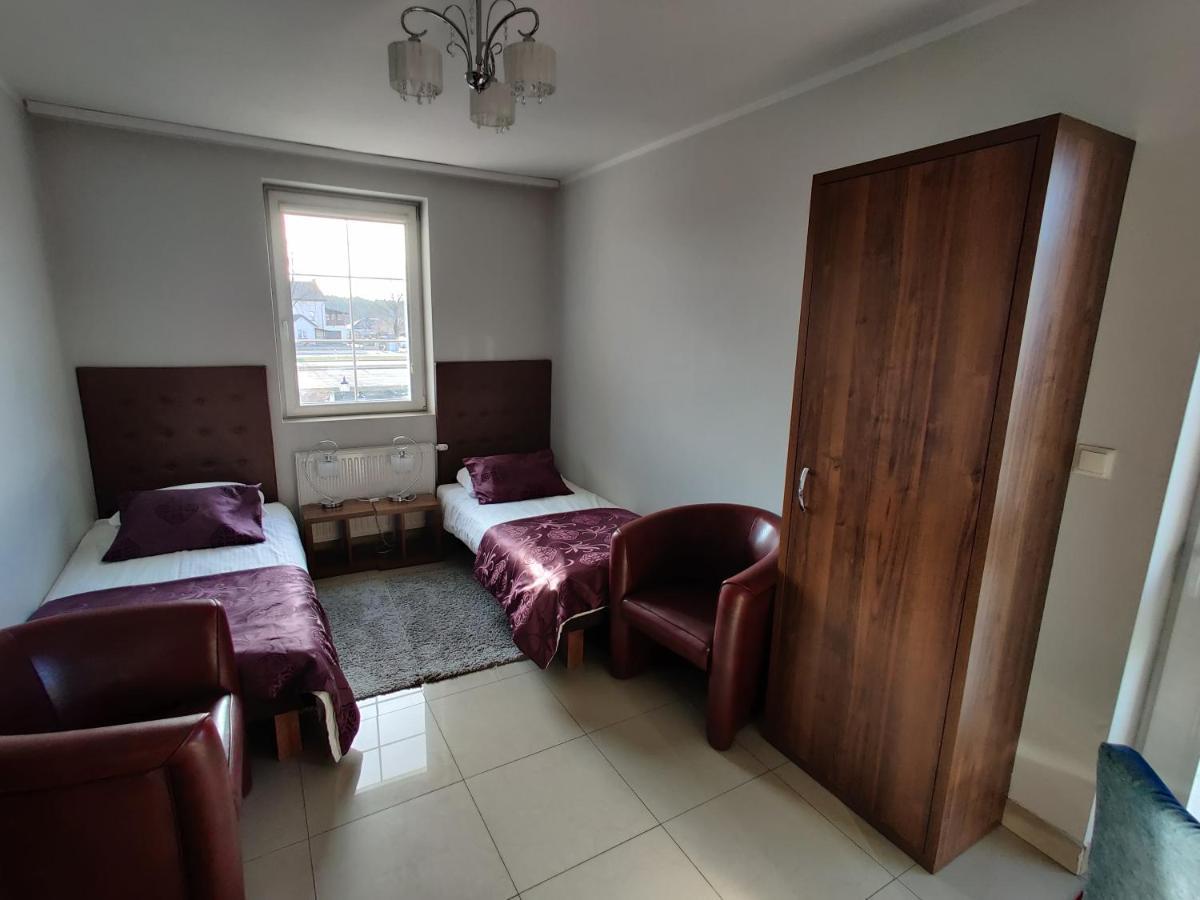 Belweder Aparthotel Porosły Εξωτερικό φωτογραφία