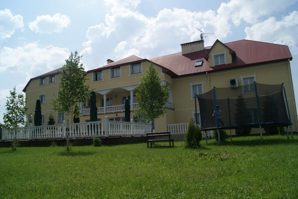Belweder Aparthotel Porosły Εξωτερικό φωτογραφία